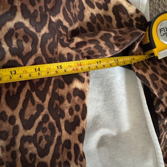 BCBGMaxAzria Bowie Leopard Print Blazer with Black Trim - Picture 4 of 5